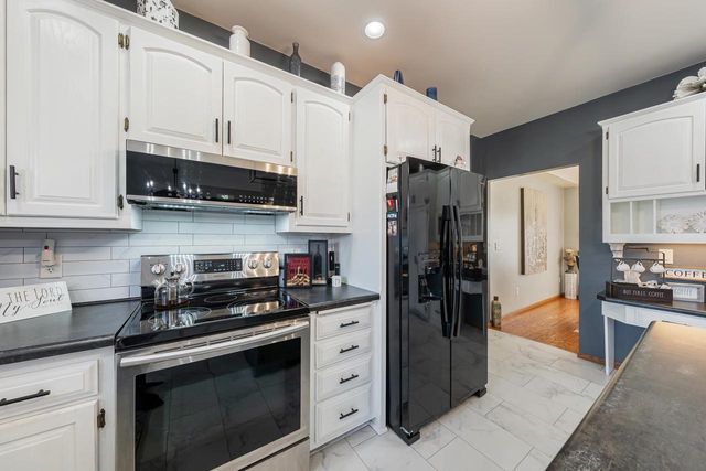 1836 OSHKOSH STREET, New London, WI 54961