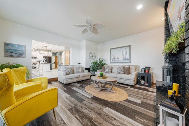 1836 OSHKOSH STREET, New London, WI 54961