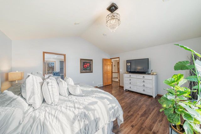 1836 OSHKOSH STREET, New London, WI 54961