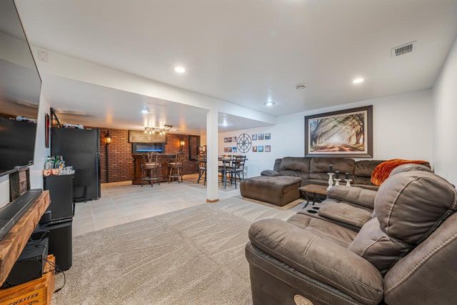 1836 OSHKOSH STREET, New London, WI 54961