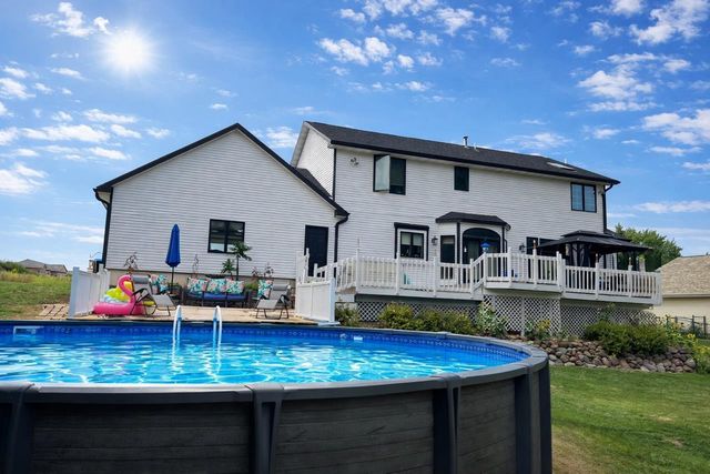 1836 OSHKOSH STREET, New London, WI 54961