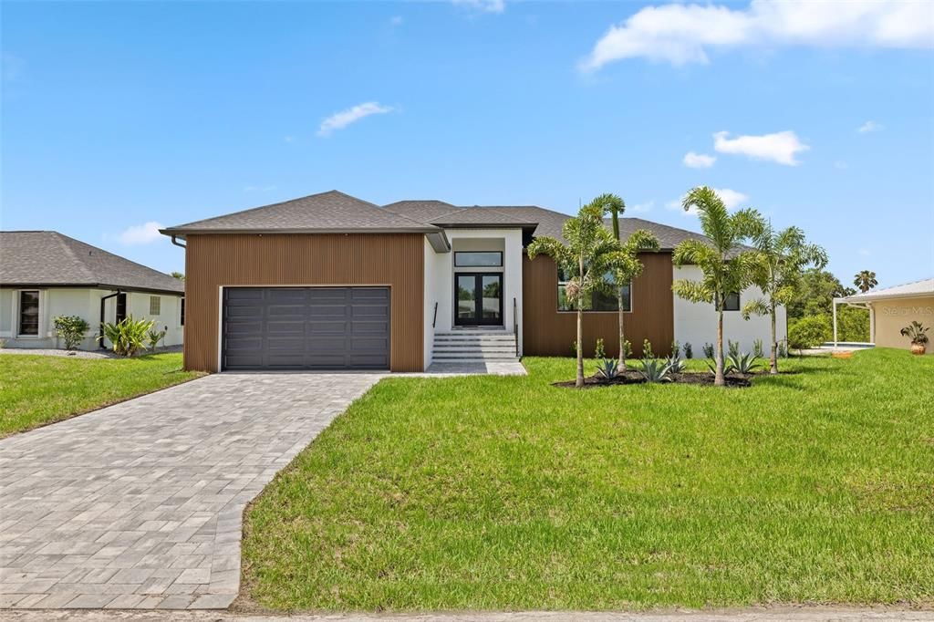 18514 ASHCROFT CIRCLE, Port Charlotte, FL 33948