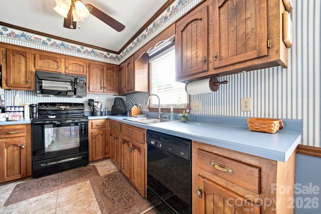 2325 Winterfield Drive, Gastonia, NC 28056