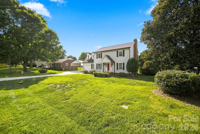 2325 Winterfield Drive, Gastonia, NC 28056