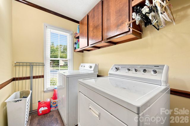 2325 Winterfield Drive, Gastonia, NC 28056