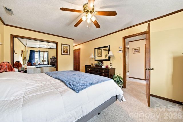 2325 Winterfield Drive, Gastonia, NC 28056