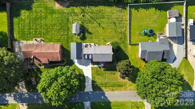 2325 Winterfield Drive, Gastonia, NC 28056