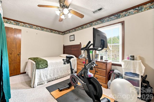 2325 Winterfield Drive, Gastonia, NC 28056