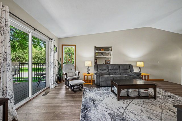 4376 Arden View Court, Arden Hills, MN 55112