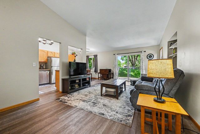 4376 Arden View Court, Arden Hills, MN 55112