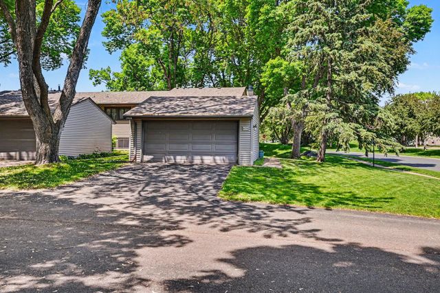 4376 Arden View Court, Arden Hills, MN 55112