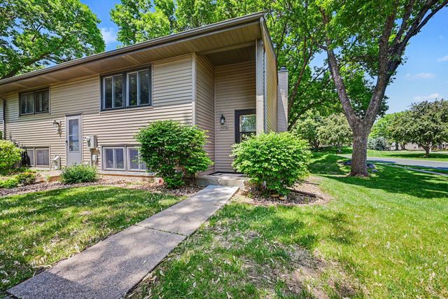 4376 Arden View Court, Arden Hills, MN 55112