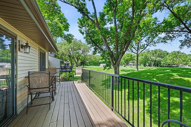 4376 Arden View Court, Arden Hills, MN 55112