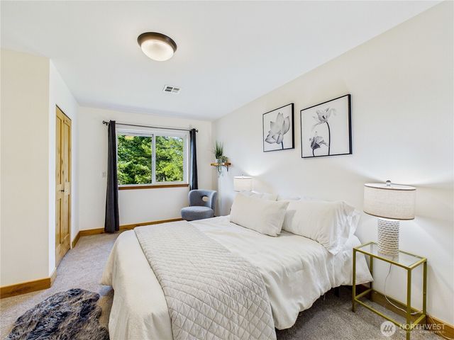 8550 NE Nature Way, Kingston, WA 98346