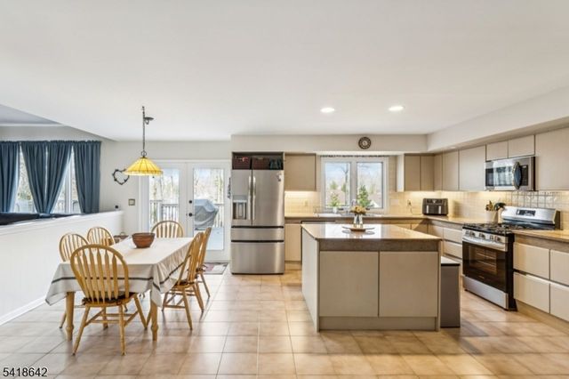 11 N Ridge Rd, Denville Twp., NJ 07834