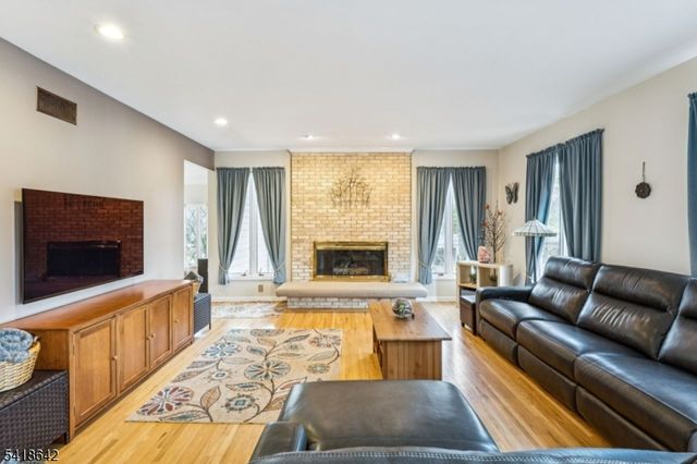 11 N Ridge Rd, Denville Twp., NJ 07834