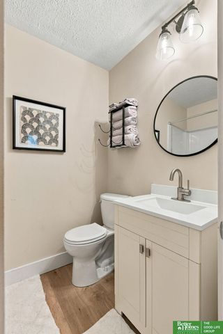 5810 Cedar Street, Omaha, NE 68106