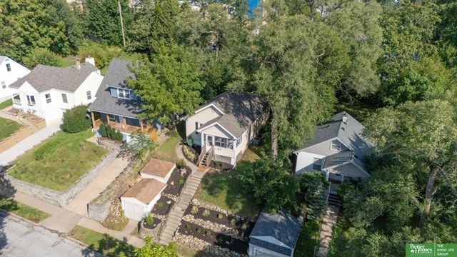 5810 Cedar Street, Omaha, NE 68106