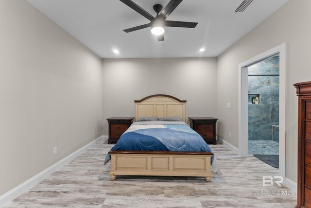 8199 Jenx Way, Foley, AL 36535