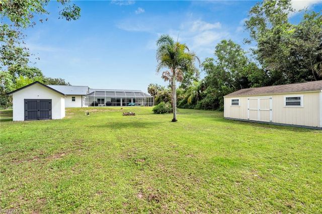 260 20th AVE NE, Naples, FL 34120