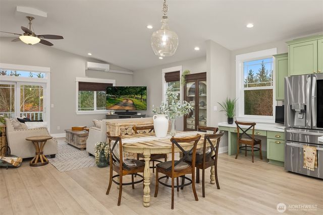 6937 Lake Alice Road SE, Fall City, WA 98024