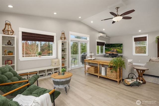 6937 Lake Alice Road SE, Fall City, WA 98024