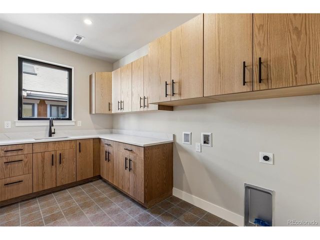 1109 S Clayton St, Denver, CO 80210