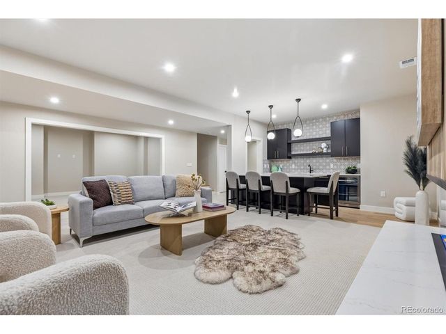 1109 S Clayton St, Denver, CO 80210