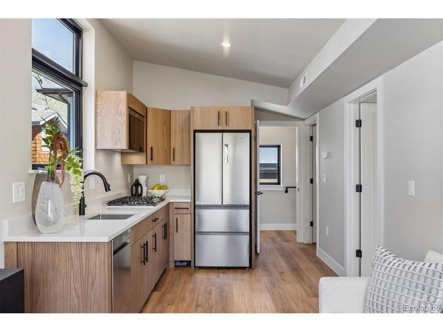 1109 S Clayton St, Denver, CO 80210