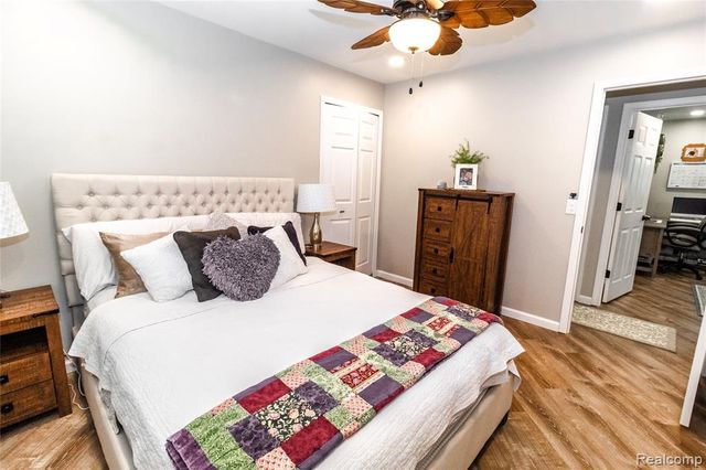 2238 Farnsworth Road, Lapeer, MI 48446