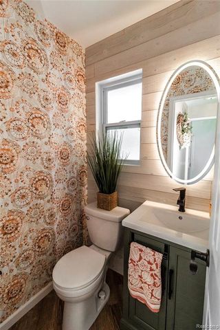 2238 Farnsworth Road, Lapeer, MI 48446