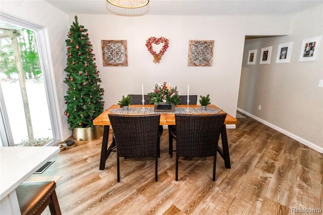 2238 Farnsworth Road, Lapeer, MI 48446