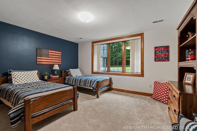 1876 Columbus Street, Holland, MI 49424