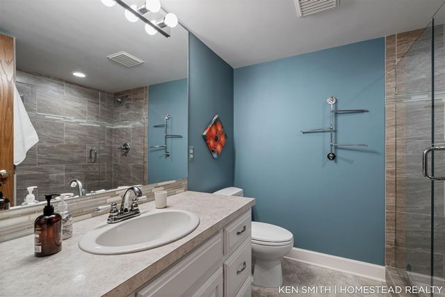 1876 Columbus Street, Holland, MI 49424