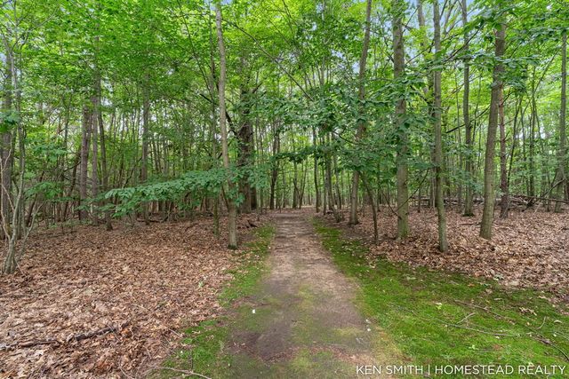 1876 Columbus Street, Holland, MI 49424