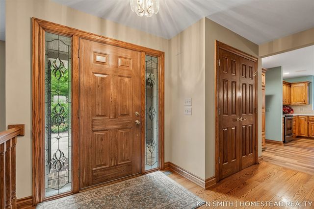1876 Columbus Street, Holland, MI 49424