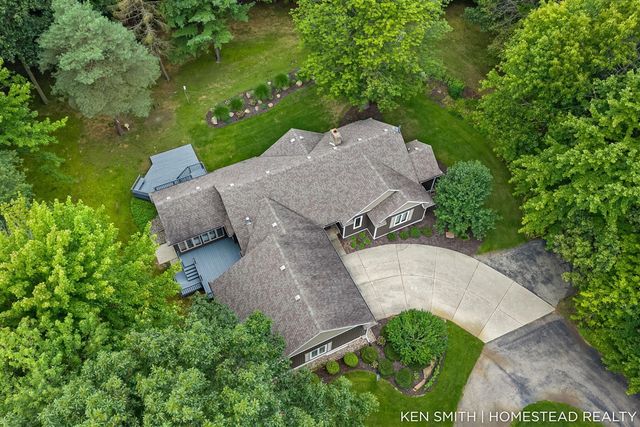1876 Columbus Street, Holland, MI 49424