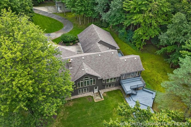 1876 Columbus Street, Holland, MI 49424