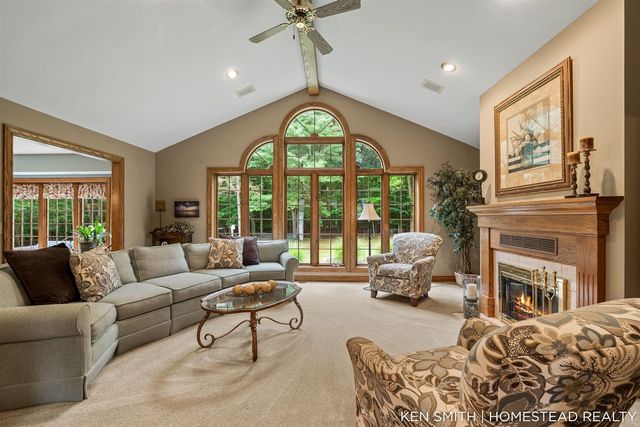 1876 Columbus Street, Holland, MI 49424