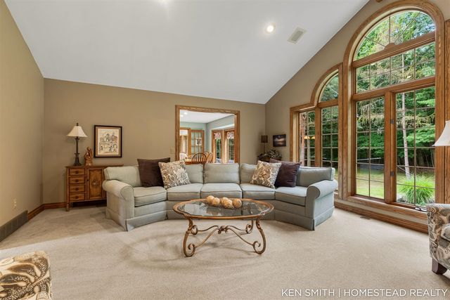 1876 Columbus Street, Holland, MI 49424