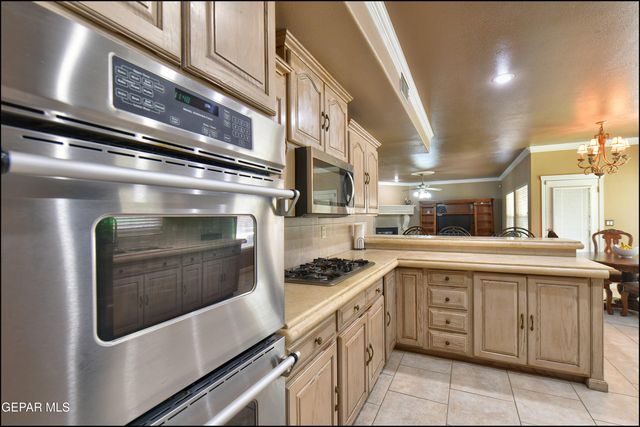 604 Rosinante Road, El Paso, TX 79922