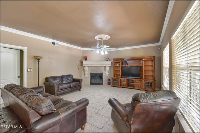 604 Rosinante Road, El Paso, TX 79922