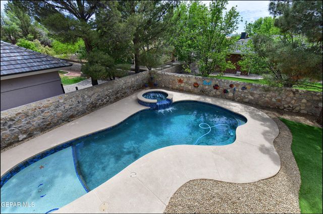 604 Rosinante Road, El Paso, TX 79922