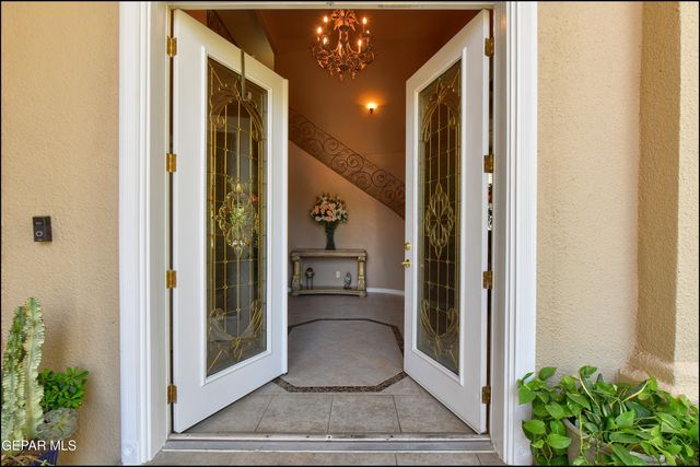 604 Rosinante Road, El Paso, TX 79922