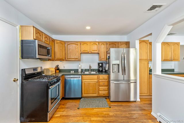 24 Evergreen Drive, Manorville, NY 11949
