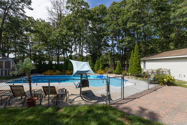 24 Evergreen Drive, Manorville, NY 11949