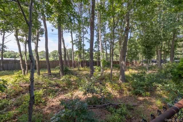 24 Evergreen Drive, Manorville, NY 11949