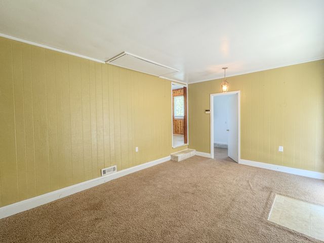 1204 Meadowlark Cir, Lafayette, TN 37083