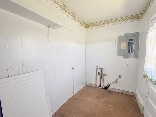 1204 Meadowlark Cir, Lafayette, TN 37083