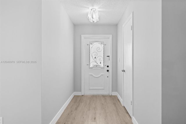 2408 NE 10th Street 122, Hallandale Beach, FL 33009
